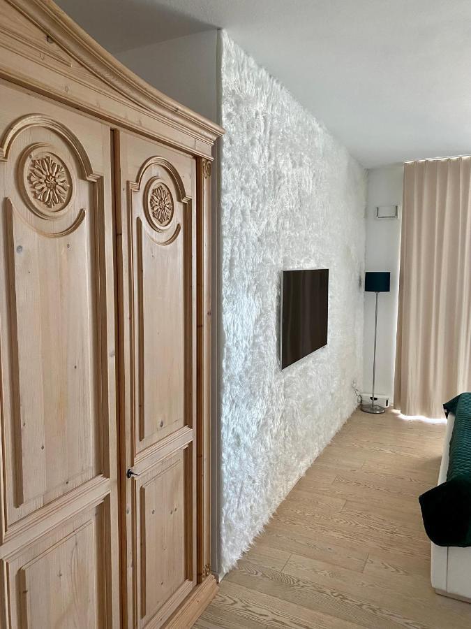 Alpen-Panorama Suite - Einzigartige Privatsuite Hoch Ueber Muenchen, 12Tes Og, Alpenblick, Loggia, Whirlpool, 15 Minuten Zum Zentrum, Ruhe Und Erholung In Der Stadt Muenchen Fuer Privat Und Geschaeftlich Reisende Exteriör bild