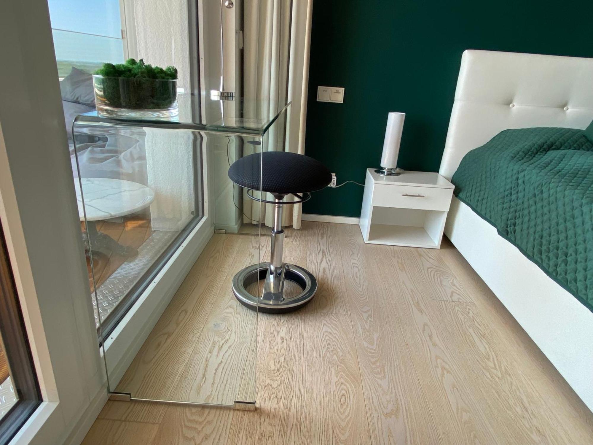 Alpen-Panorama Suite - Einzigartige Privatsuite Hoch Ueber Muenchen, 12Tes Og, Alpenblick, Loggia, Whirlpool, 15 Minuten Zum Zentrum, Ruhe Und Erholung In Der Stadt Muenchen Fuer Privat Und Geschaeftlich Reisende Exteriör bild
